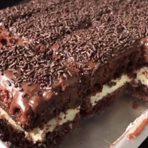 Bolo de Chocolate Gelado