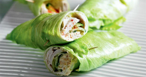 Wrap de Alface e Frango