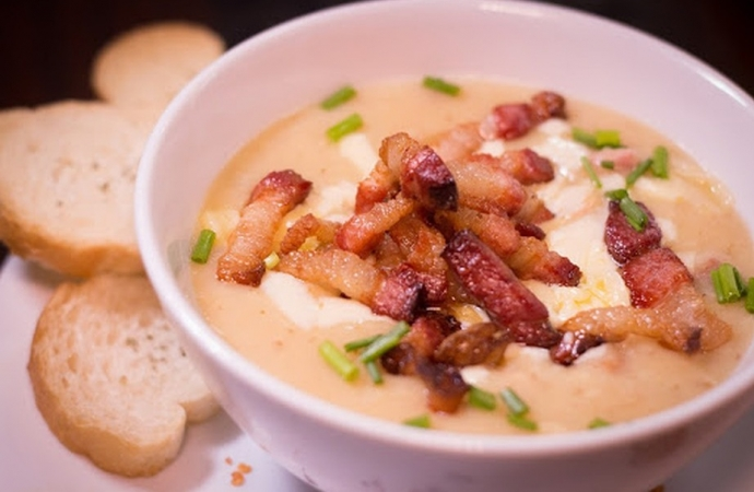 Sopa Cremosa de Batata com Bacon